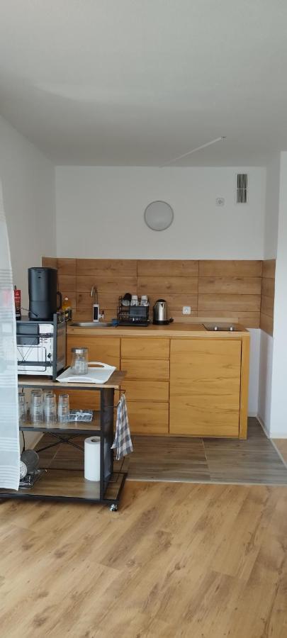 Schoene Sonnige Wohnung Juchen ภายนอก รูปภาพ